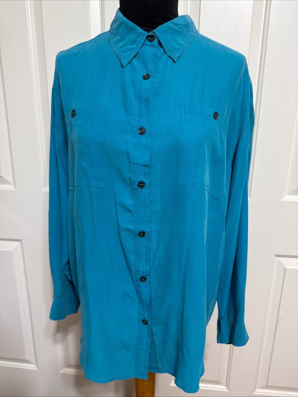 VTG Sophisticates Jonathan Martin 100% Silk Turquois Blouse Button Front Sz L